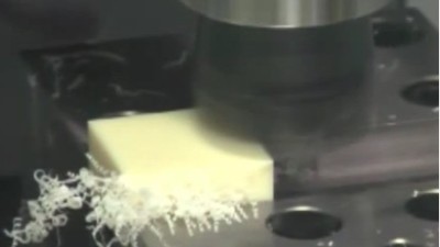 加工中心铣削塑料不产生毛刺，可用5万转加工中心增速器