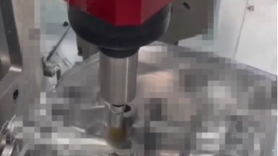 机加工后铝合金表面毛刺，RBZ浮动主轴可加装刷子去除