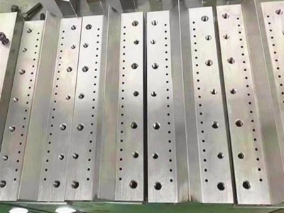 喷丝板微孔加工，高速主轴提供加工方案