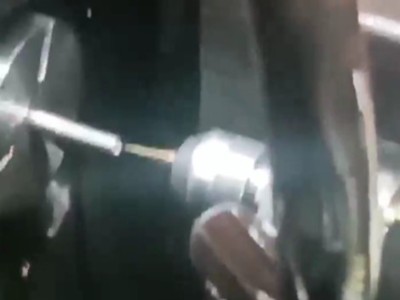 钛合金骨钉梅花铣削，6万转高频铣高速铣削